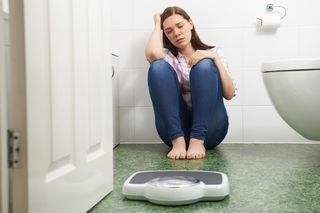 Do I have an unhealthy relationship with food? Behavior#2: The scale makes or breaks your day